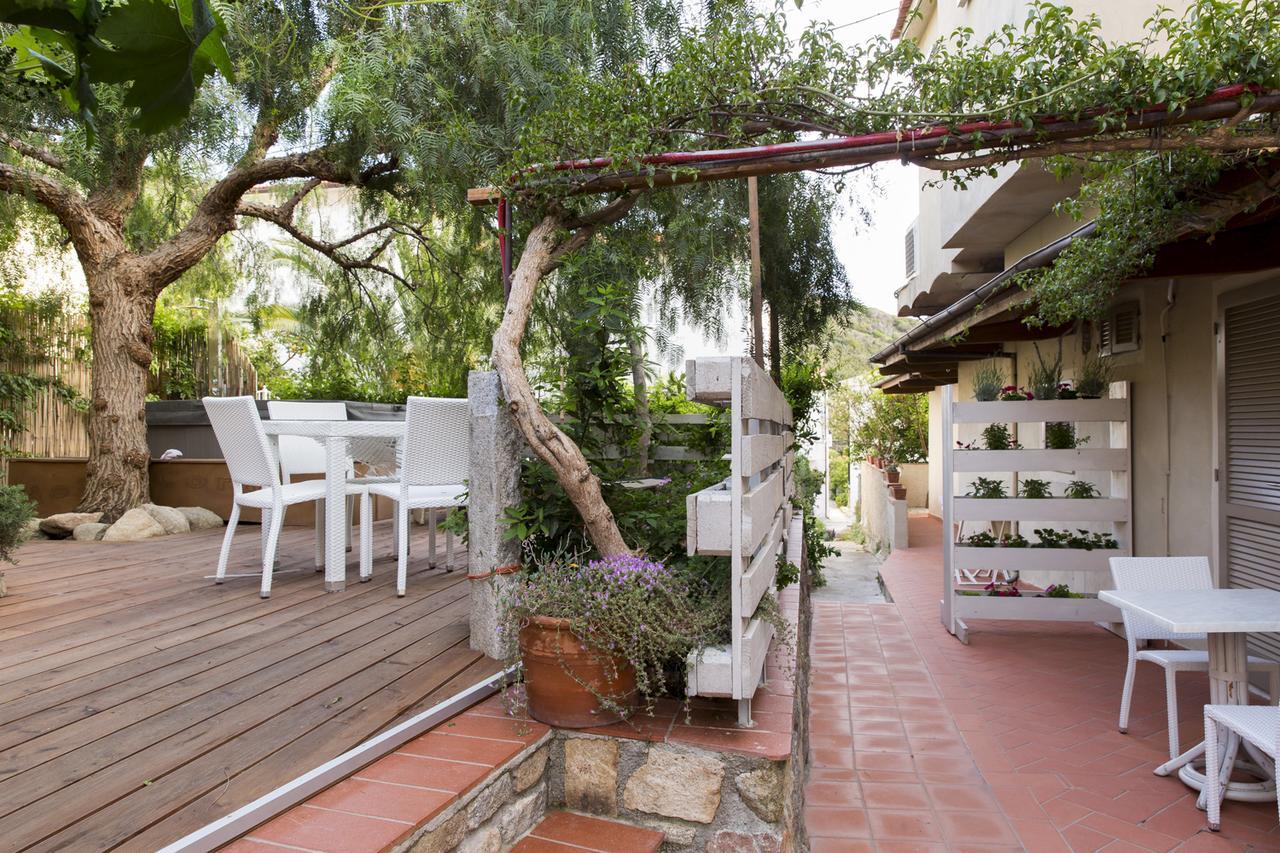 Hotel Corallo Pomonte Exterior photo